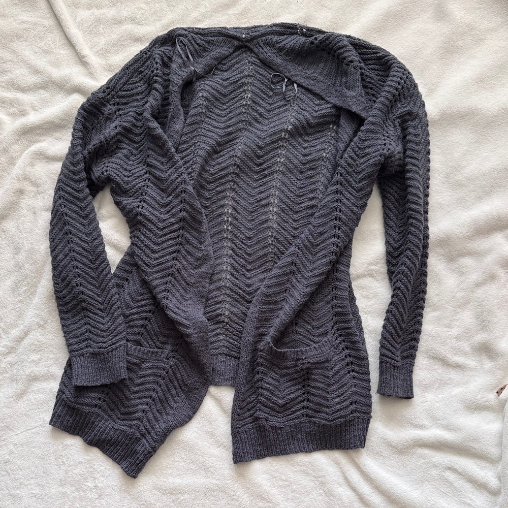 M Navy loose knit cardigan